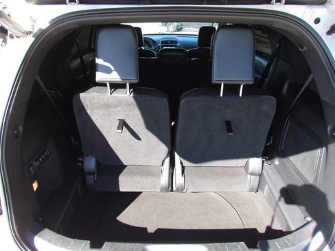 Used 2018 Ford Explorer Sport w/ Equipment Group 401A AWD/4WD image 14