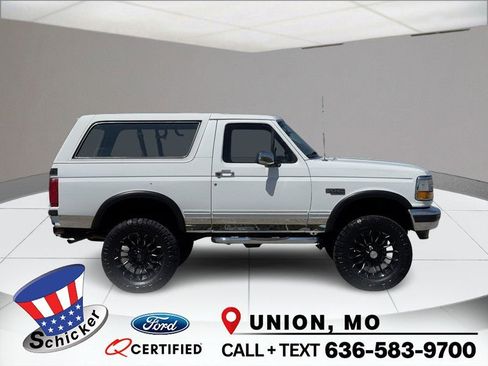 Used 1993 Ford Bronco image 1