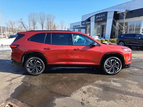 Used 2026 Buick Enclave Sport Touring w/ Super Cruise Package image 32