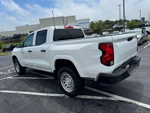 Used 2023 Chevrolet Colorado W/T RWD image 5