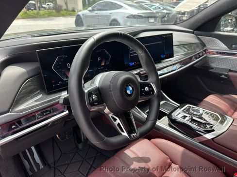 Used 2024 BMW 760i xDrive w/ Executive Package AWD/4WD image 12