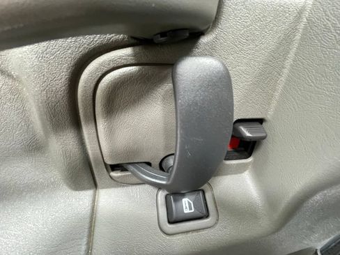 Used 2023 Chevrolet Express 2500 Extended w/ Driver Convenience Package RWD image 10