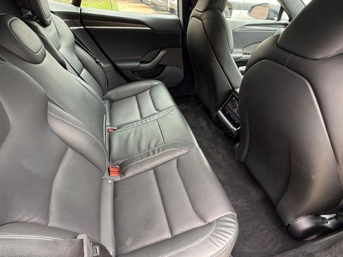 Used 2021 Tesla Model S Plaid image 22