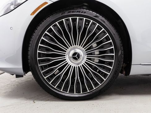 Certified 2024 Mercedes-Benz Maybach S 580 4MATIC image 40