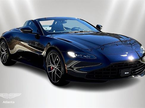 Used 2021 Aston Martin V8 Vantage Roadster image 2