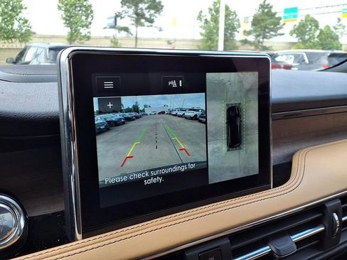 Certified 2022 Lincoln Corsair Reserve w/ Luxury Package FWD image 11