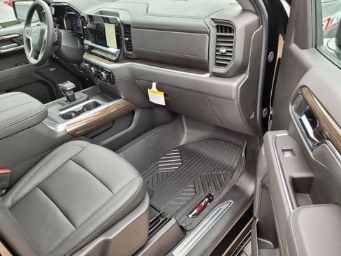 New 2026 Chevrolet Silverado 1500 LT Trail Boss w/ LT Trail Boss Premium Package AWD/4WD image 6