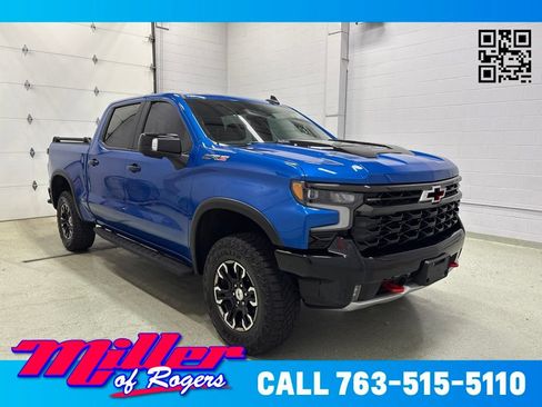 Used 2022 Chevrolet Silverado 1500 ZR2 w/ Technology Package AWD/4WD image 1
