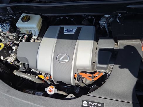 Used 2022 Lexus RX 450h AWD w/ Luxury Package image 10