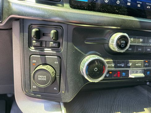 Used 2022 Ford F150 Platinum w/ Equipment Group 701A High AWD/4WD image 24