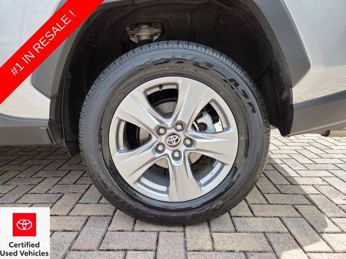 Used 2024 Toyota RAV4 XLE w/ Convenience Package image 20