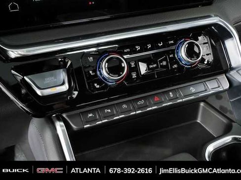 New 2026 GMC Sierra 1500 Denali w/ Denali Reserve Package image 17