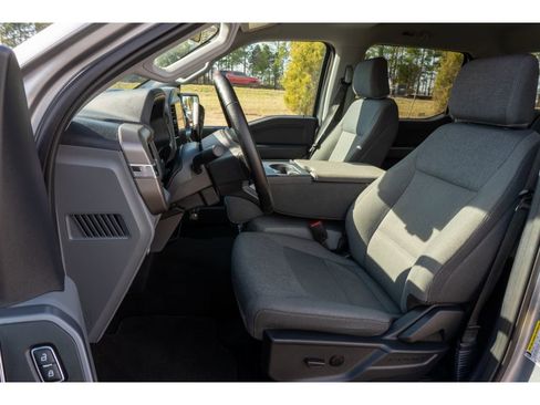 Used 2025 Ford F150 XLT w/ Equipment Group 301A Standard image 11