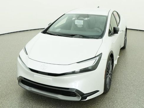 New 2026 Toyota Prius XLE FWD image 16