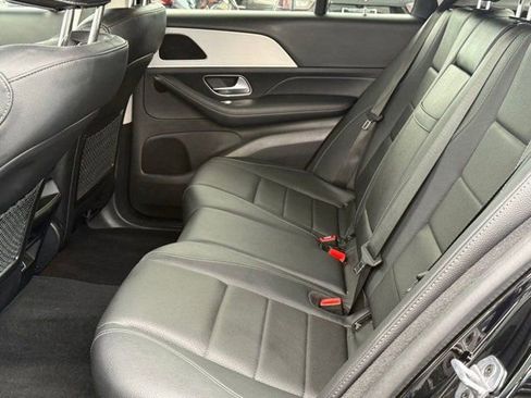 Used 2024 Mercedes-Benz GLE 450 4MATIC image 36