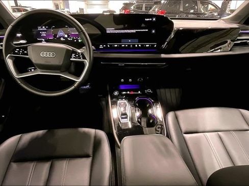 Certified 2025 Audi A5 2.0T Premium w/ 19" Wheel Package AWD/4WD image 15
