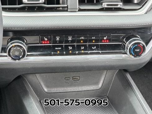 Used 2025 Chevrolet Equinox LT AWD/4WD image 23