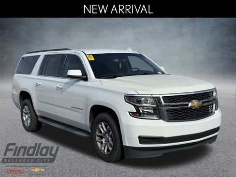 Used 2018 Chevrolet Suburban LS image 1