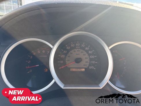 Used 2005 Toyota Tacoma 4x4 Double Cab image 10