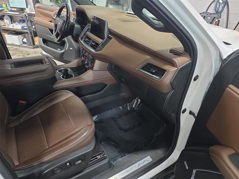 Used 2021 Chevrolet Tahoe High Country image 10