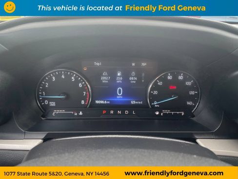 Used 2023 Ford Explorer XLT w/ Equipment Group 202A AWD/4WD image 20