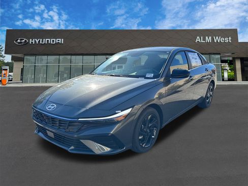 New 2026 Hyundai Elantra SEL Sport image 1