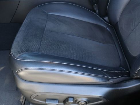 Used 2022 Jeep Grand Cherokee L Laredo image 20