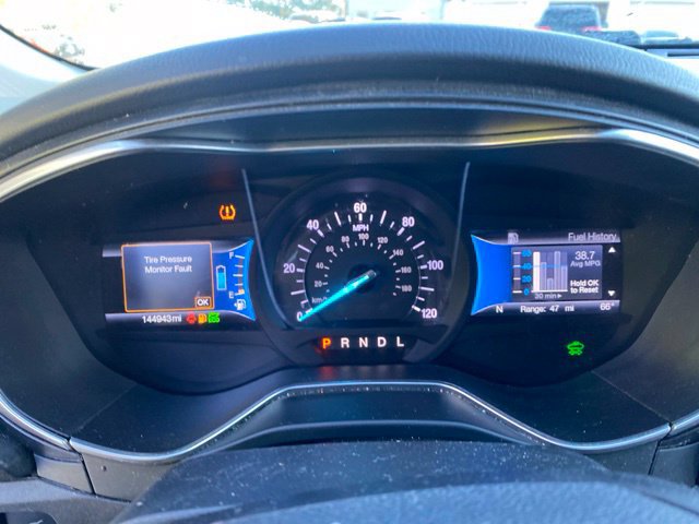 Used 2017 Ford Fusion Titanium FWD image 22