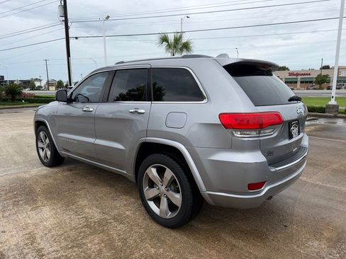 Used 2014 Jeep Grand Cherokee Overland RWD image 3