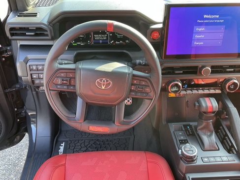 Certified 2025 Toyota Tacoma TRD Pro AWD/4WD image 13