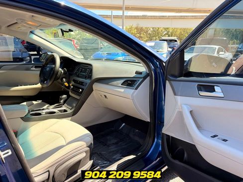 Used 2017 Hyundai Sonata SE FWD image 30