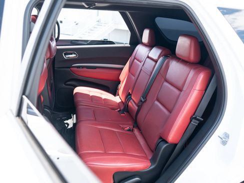 Used 2018 Dodge Durango R/T w/ Technology Group AWD/4WD image 26