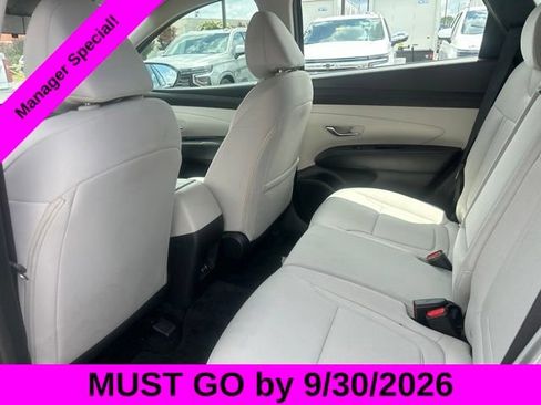 Used 2025 Hyundai Tucson SE FWD image 26