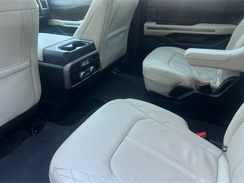 Used 2020 Ford Expedition Platinum image 13