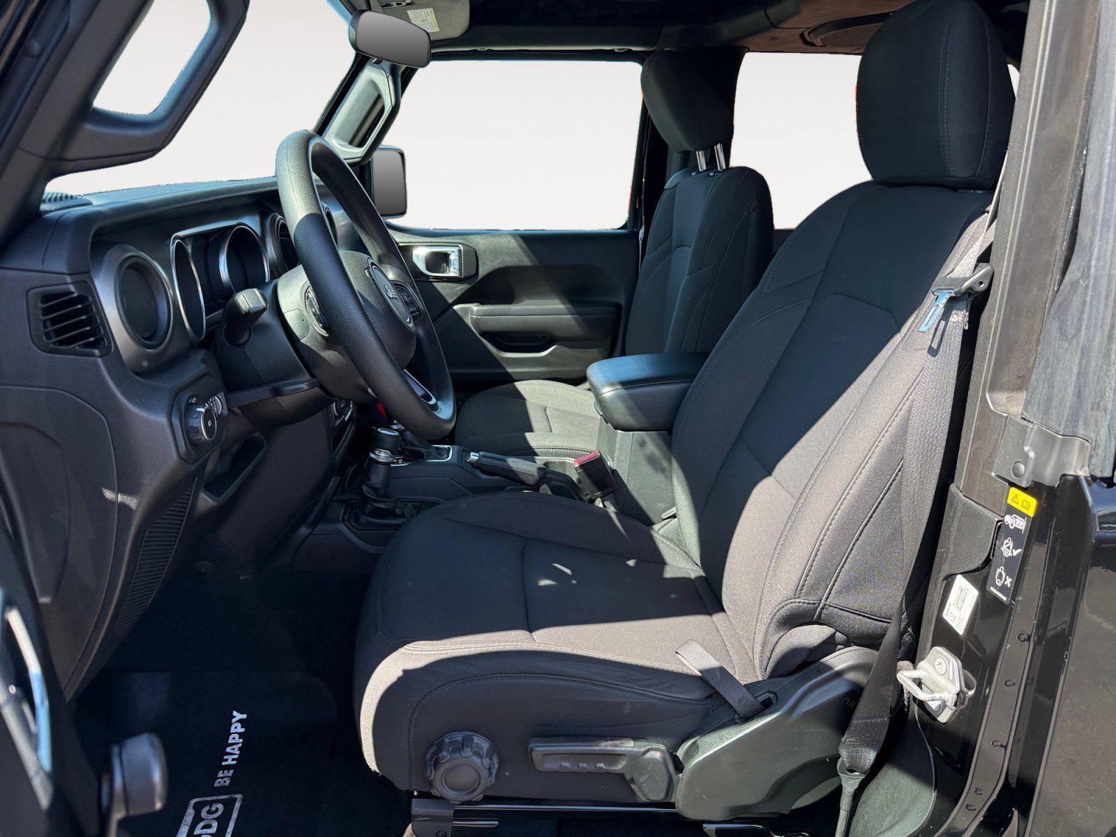 Used 2022 Jeep Wrangler Sport AWD/4WD image 10
