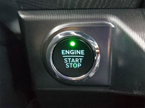 Used 2023 Ford F150 Platinum image 26