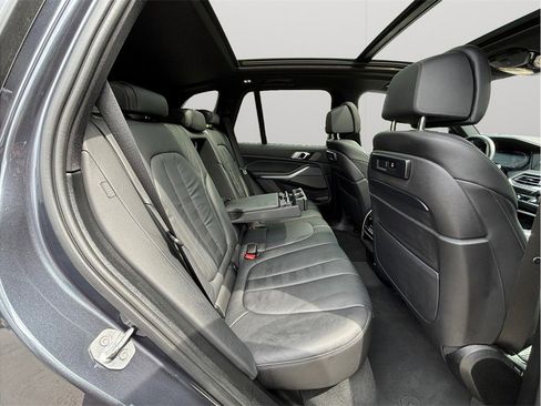 Used 2019 BMW X5 xDrive50i w/ Parking Assistance Package AWD/4WD image 46