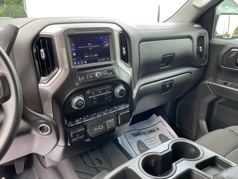 Used 2024 Chevrolet Silverado 1500 Custom Trail Boss w/ LPO, Dark Essentials Package AWD/4WD image 24