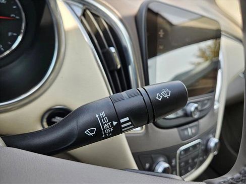 Used 2024 Chevrolet Malibu LT image 16