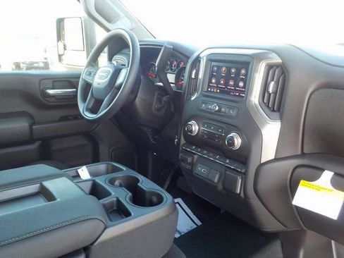 New 2026 GMC Sierra 2500 Pro image 24
