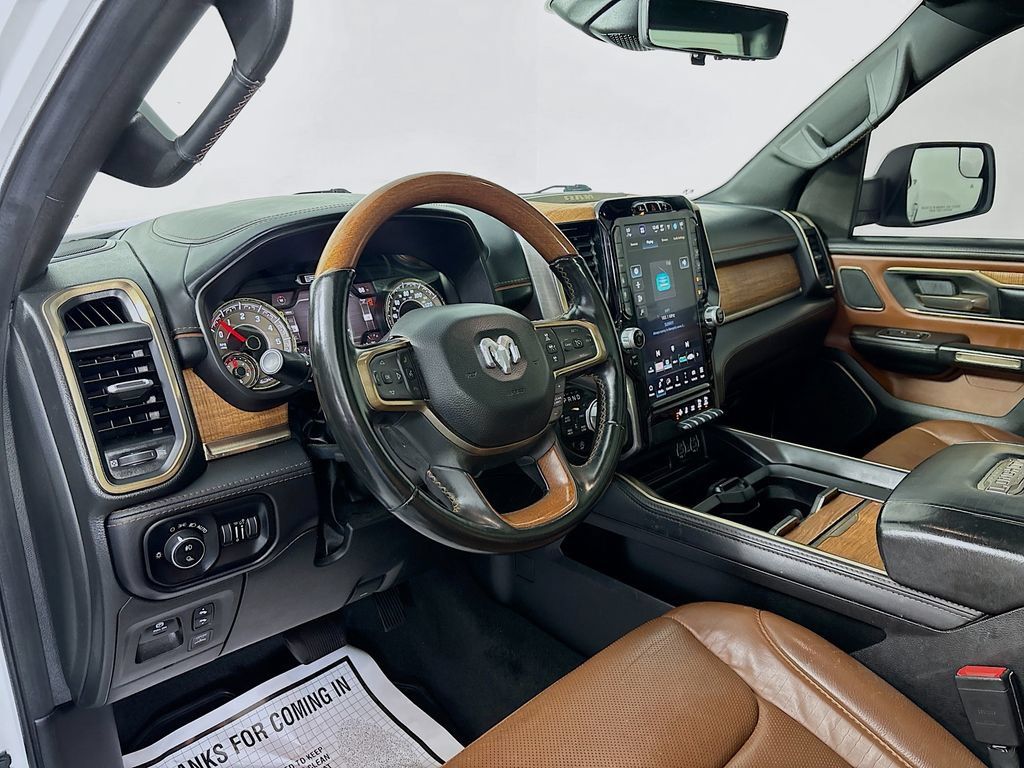 Used 2022 RAM 1500 Limited AWD/4WD image 9