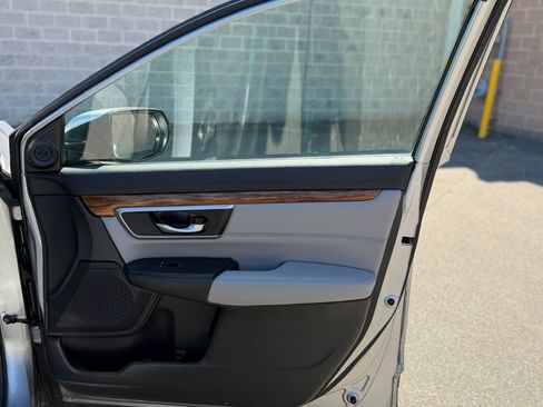 Used 2018 Honda CR-V Touring image 29
