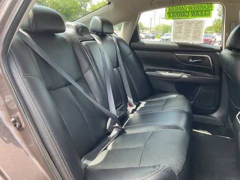 Used 2016 Nissan Altima 2.5 SL FWD image 35
