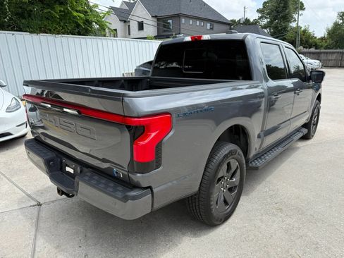 Used 2025 Ford F150 Lightning Lariat AWD/4WD image 5