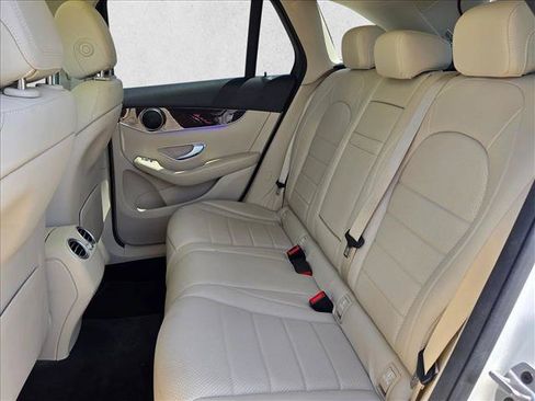 Certified 2022 Mercedes-Benz GLC 300 image 20