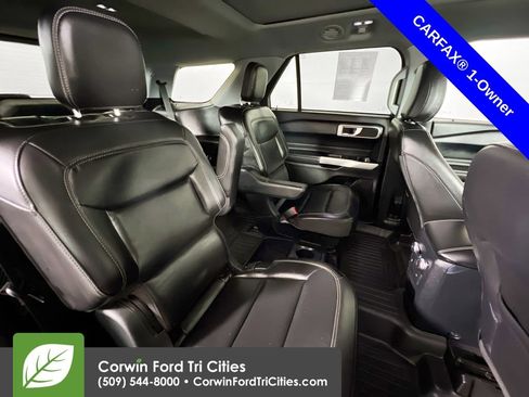 Used 2021 Ford Explorer XLT w/ Equipment Group 202A image 17