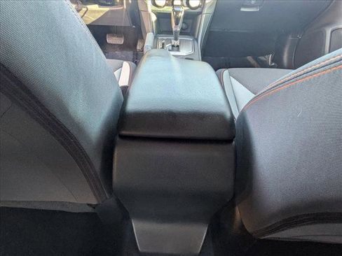 Used 2019 Subaru Crosstrek 2.0i Premium w/ Eyesight System image 13