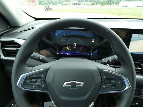 New 2026 Chevrolet TrailBlazer LT w/ Convenience Package AWD/4WD image 25