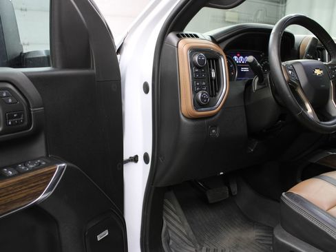 Used 2023 Chevrolet Silverado 2500 High Country AWD/4WD image 59