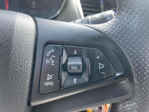 Used 2022 Chevrolet Trax LS w/ Tint and Cruise Package FWD image 20